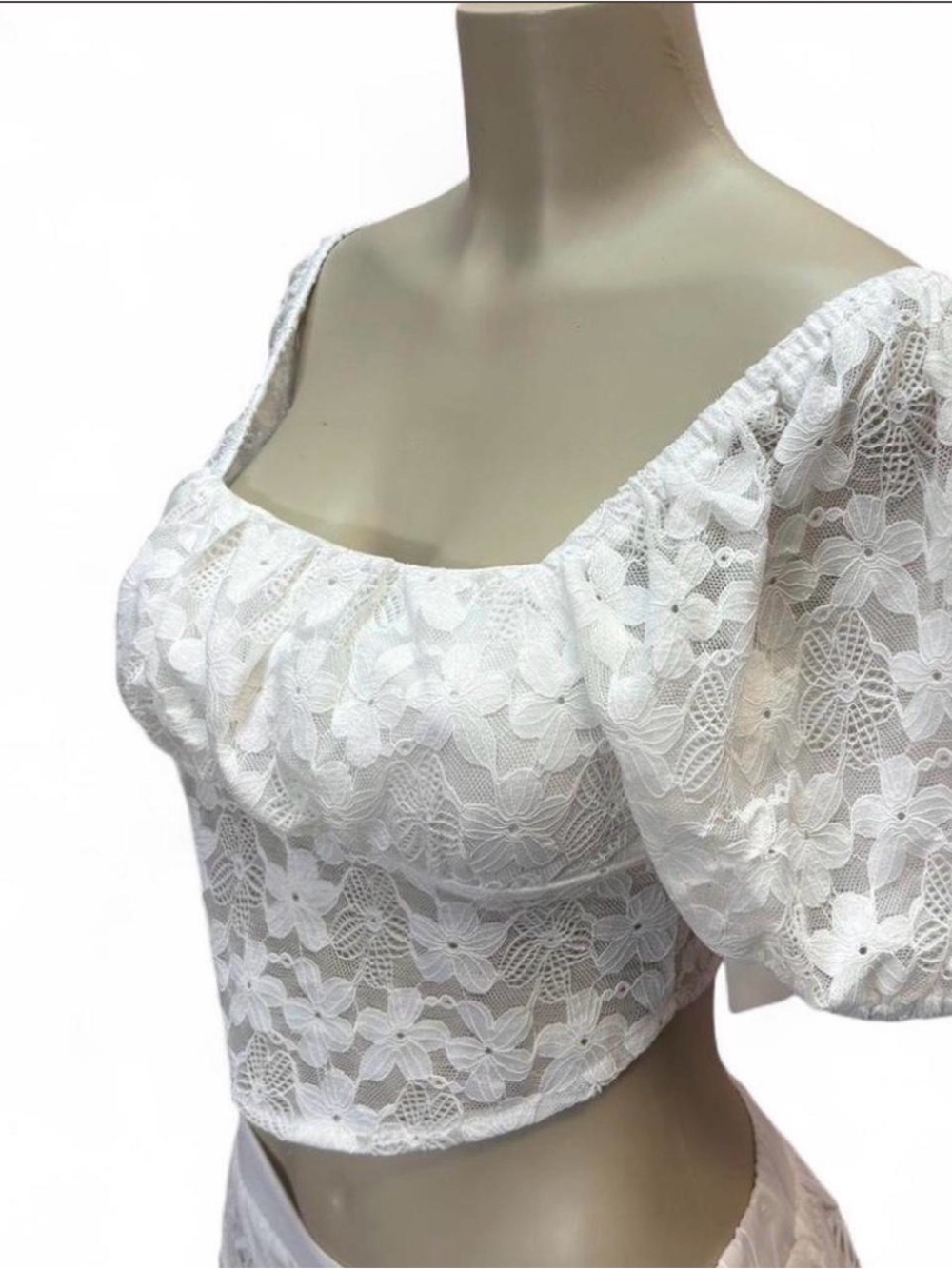 Women's White Lace Puff Sleeve Square Neck Crop Top - Elegant Casual - Picture 2 of 3